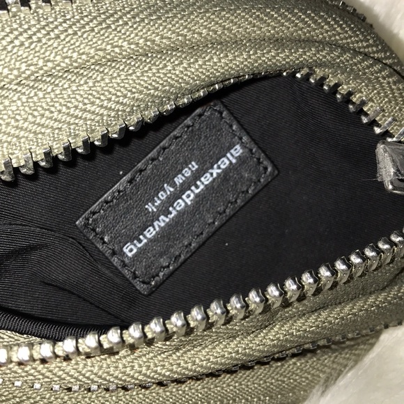 ALEXANDER WANG UNZIP POUCH - Picture 4 of 7